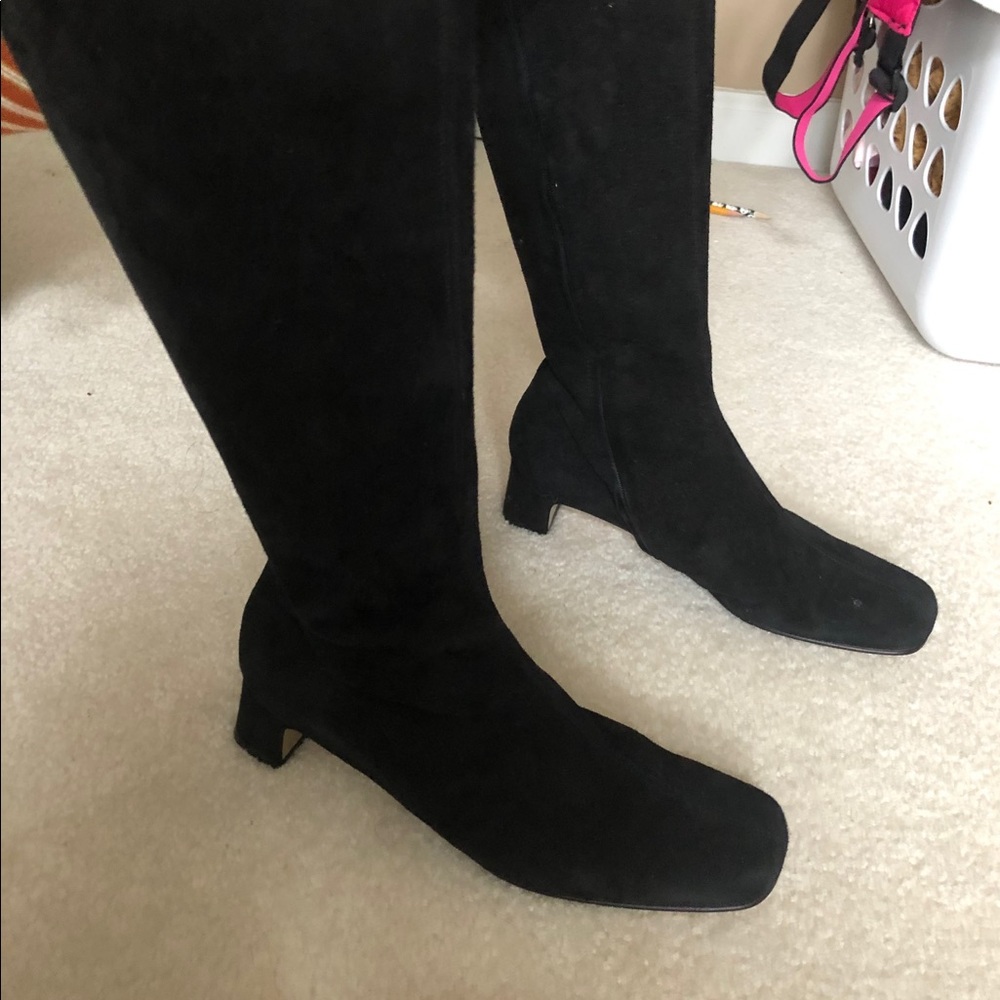 Suede boots from Banana Republic. Size 8